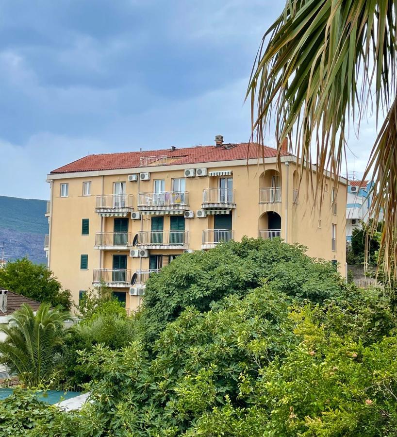 Apartments Milano Herceg Novi Eksteriør bilde