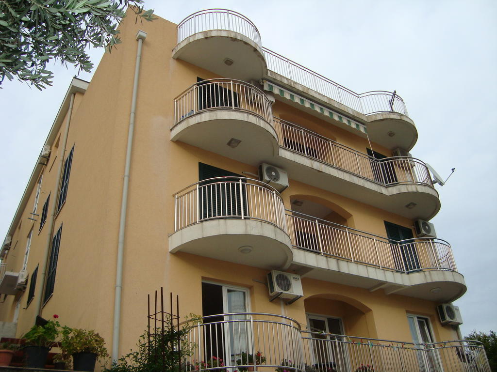 Apartments Milano Herceg Novi Rom bilde